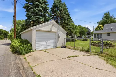 1951 Fremont Avenue E, Saint Paul, MN 55119 - Photo 25