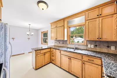 1951 Fremont Avenue E, Saint Paul, MN 55119 - Photo 7