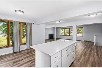 10500 Vessey Road, Bloomington, MN 55437 - Photo 7