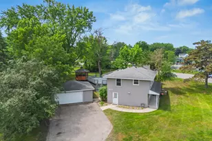 10500 Vessey Rd, Bloomington, MN 55437 - Photo 41