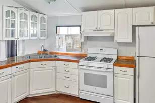 2626 Oak Hill Ct E, Maplewood, MN 55119 - Photo 11