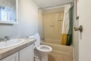 2626 Oak Hill Ct E, Maplewood, MN 55119 - Photo 7