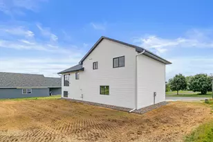 829 N Grant St, Ellsworth, WI 54011 - Photo 31