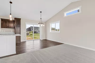 829 N Grant Street, Ellsworth, WI 54011 - Photo 11
