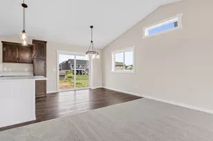 829 N Grant St, Ellsworth, WI 54011 - Photo 11