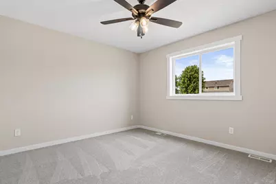 829 N Grant Street, Ellsworth, WI 54011 - Photo 25