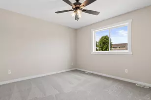 829 N Grant St, Ellsworth, WI 54011 - Photo 25
