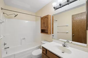 1011 41st Ave NE, Columbia Heights, MN 55421 - Photo 13