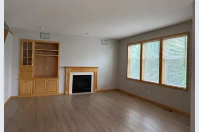9260 Icosa Street, Lakeville, MN 55044 - Photo 5