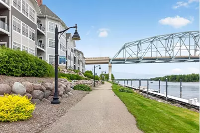 225 Lawrence Boulevard W #301, Wabasha, MN 55981 - Photo 7