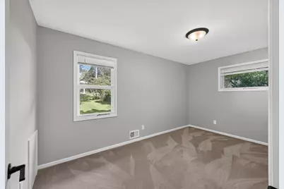 3225 Utah Avenue N, Crystal, MN 55427 - Photo 11