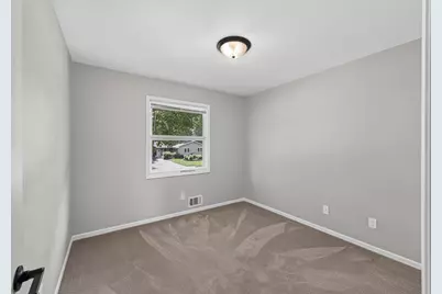 3225 Utah Avenue N, Crystal, MN 55427 - Photo 15