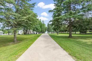2503 S Le Homme Dieu Dr NE, Alexandria, MN 56308 - Photo 7