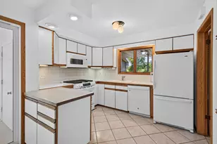 2313 Texas Ave S, Saint Louis Park, MN 55426 - Photo 17