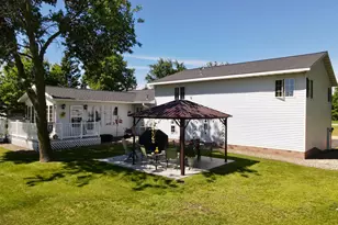 33434 Country Loop, Wadena, MN 56482 - Photo 9