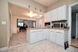 1051 W King St, Winona, MN 55987 - Photo 9