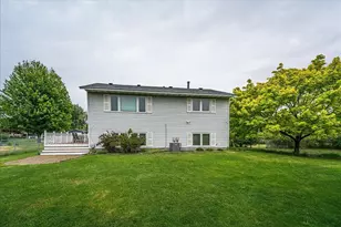 1765 Lincoln Ave, Saint Paul Park, MN 55071 - Photo 3