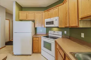 2686 New Century Terrace, Maplewood, MN 55119 - Photo 15