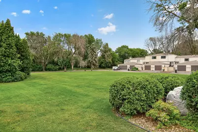 5831 Lake Curve Lane, Brooklyn Center, MN 55429 - Photo 27
