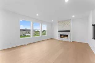 8657 Periwinkle Blvd, Woodbury, MN 55129 - Photo 9