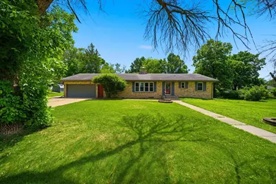 208 Snow Ridge, Le Sueur, MN 56058 - Photo 1