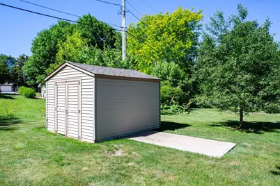 1126 E Division Street, River Falls, WI 54022 - Photo 35