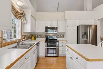 12795 Falcon Drive, Apple Valley, MN 55124 - Photo 7
