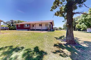 101 Center St, Freeborn, MN 56032 - Photo 37