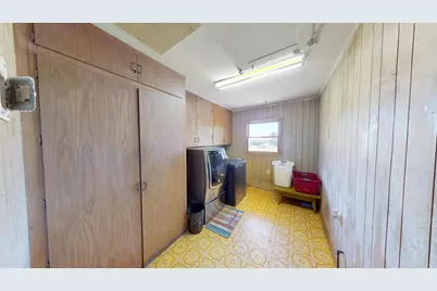 101 Center Street, Freeborn, MN 56032 - Photo 21