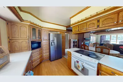 101 Center Street, Freeborn, MN 56032 - Photo 9