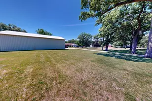 101 Center St, Freeborn, MN 56032 - Photo 33