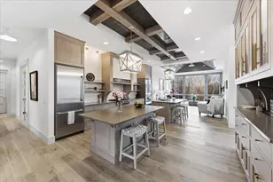 9810 Sky Ln, Eden Prairie, MN 55347 - Photo 27