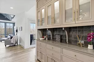 9810 Sky Ln, Eden Prairie, MN 55347 - Photo 21