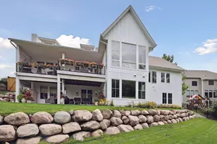 9810 Sky Ln, Eden Prairie, MN 55347 - Photo 33
