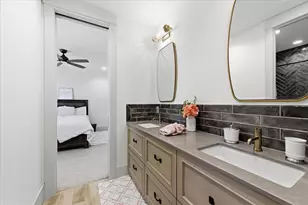 9810 Sky Ln, Eden Prairie, MN 55347 - Photo 55