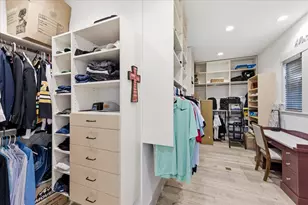 9810 Sky Ln, Eden Prairie, MN 55347 - Photo 25