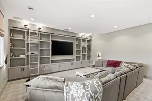 9810 Sky Ln, Eden Prairie, MN 55347 - Photo 69