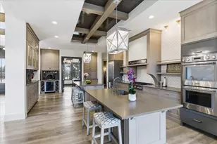 9810 Sky Ln, Eden Prairie, MN 55347 - Photo 23