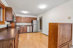 2207 Oregon Ct, Saint Louis Park, MN 55426 - Photo 11