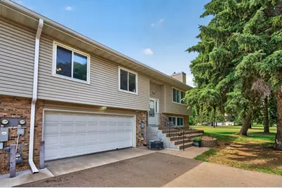929 94th Avenue NE, Blaine, MN 55434 - Photo 1