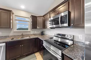 902 Emily Ct NE, Montgomery, MN 56069 - Photo 9