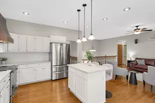 12769 Diamond Path, Apple Valley, MN 55124 - Photo 9