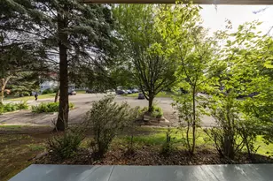 3917 Heritage Hills Dr, Bloomington, MN 55437 - Photo 9
