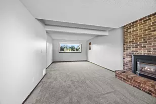10172 Utah Ave S, Bloomington, MN 55438 - Photo 15