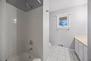 10172 Utah Ave S, Bloomington, MN 55438 - Photo 11