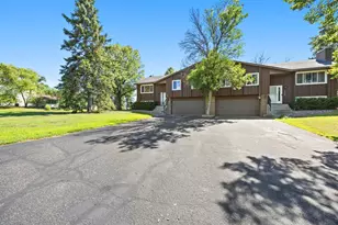 10172 Utah Ave S, Bloomington, MN 55438 - Photo 1