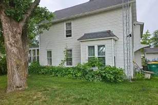 112 N 3rd St, Royalton, MN 56373 - Photo 3