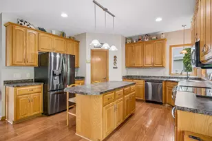 680 Kayla Ln, Hanover, MN 55341 - Photo 9