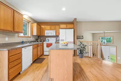 139 Garner Circle, Montrose, MN 55363 - Photo 5