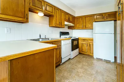 10332 Balsam Lane, Eden Prairie, MN 55347 - Photo 3